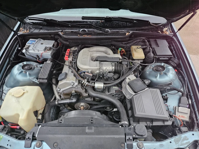 BMW 318, снимка 5 - Автомобили и джипове - 52897108