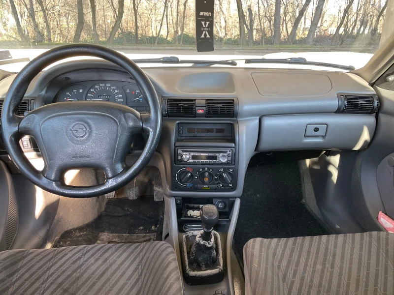 Opel Astra, снимка 6 - Автомобили и джипове - 52944803