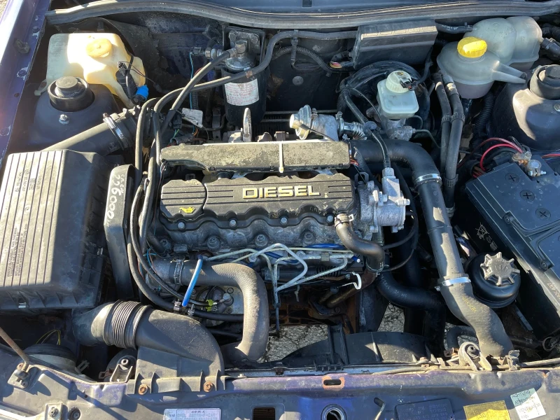 Opel Astra, снимка 7 - Автомобили и джипове - 52944803