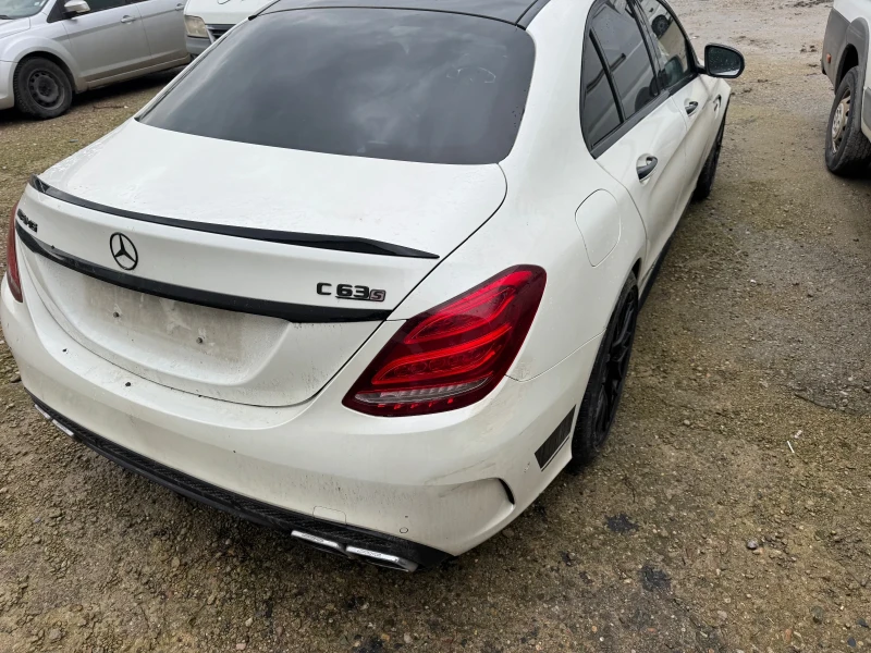 Mercedes-Benz C 63 AMG Edition 1 3 бр НА ЧАСТИ, снимка 6 - Автомобили и джипове - 53396695