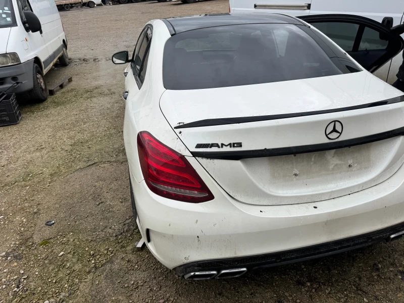 Mercedes-Benz C 63 AMG Edition 1 3 бр НА ЧАСТИ, снимка 4 - Автомобили и джипове - 53396695
