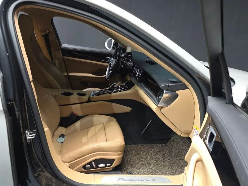 Porsche Panamera * 3.0 AWD* БЕНЗИН* , снимка 11 - Автомобили и джипове - 55662589