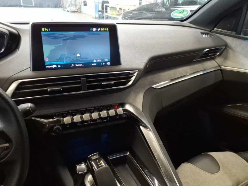 Peugeot 3008, снимка 8 - Автомобили и джипове - 56161850