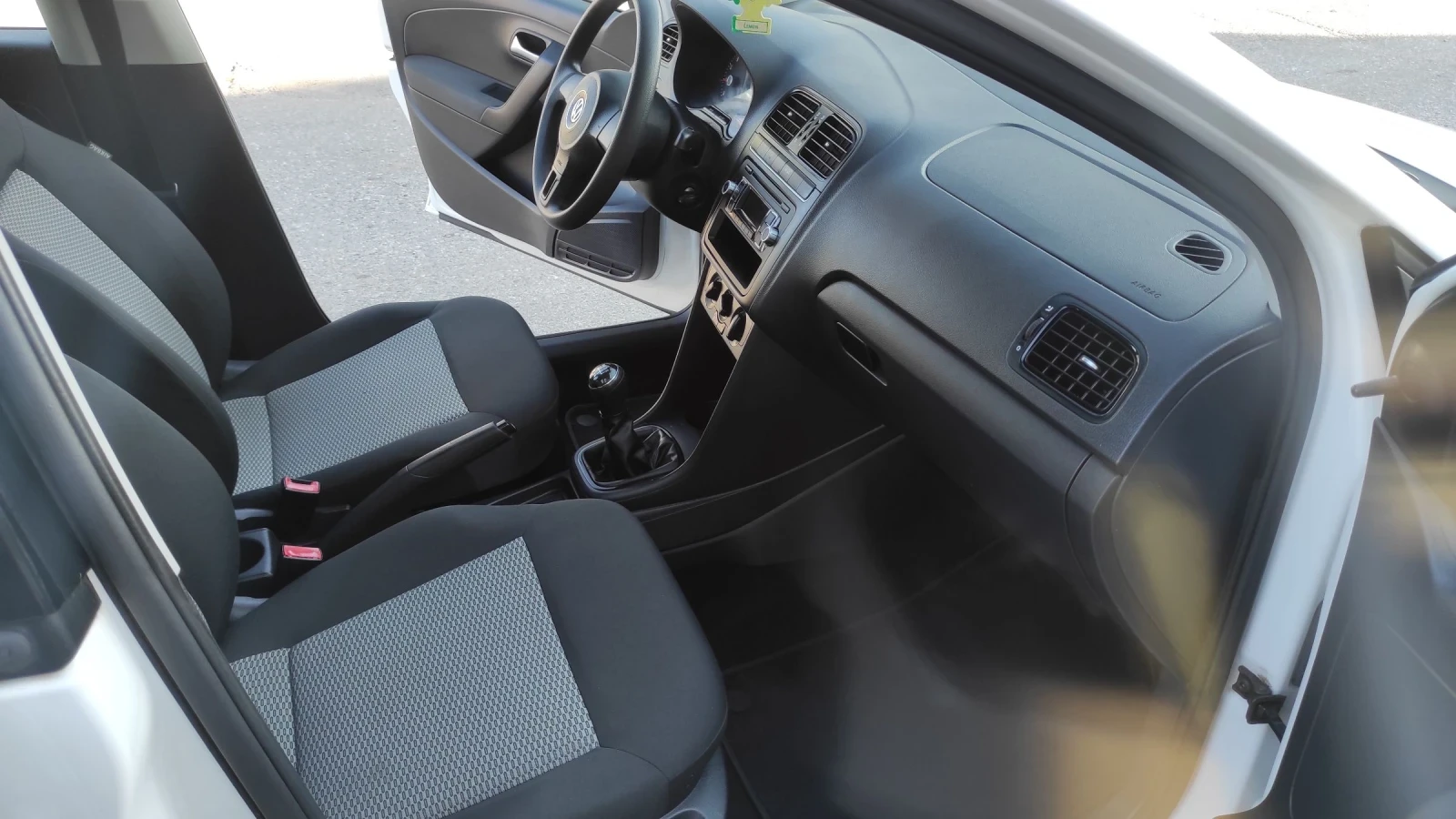 VW Polo 1.2 EURO 5 B | Mobile.bg — изображение 11