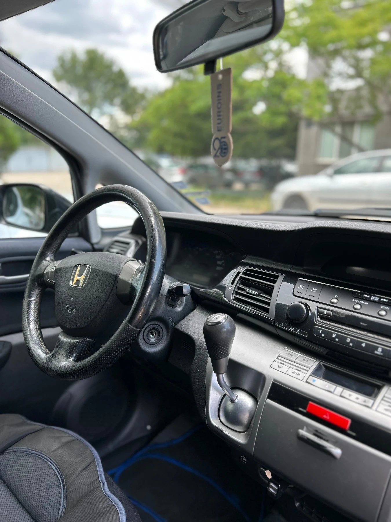 Honda Fr-v  - изображение 7