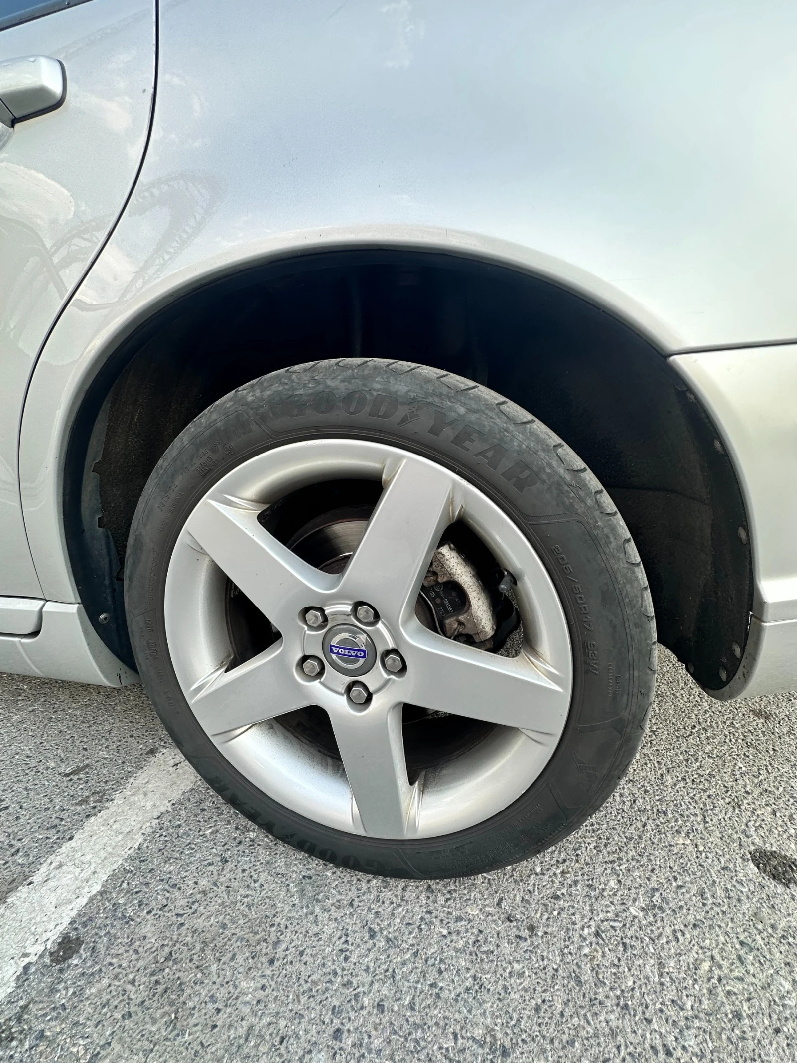 Volvo V50 2.0 136 к.с. - изображение 6