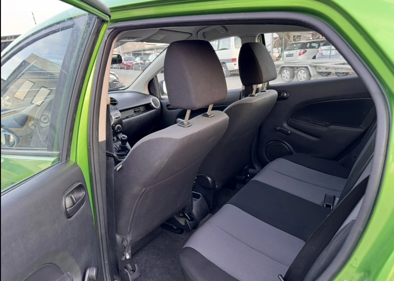 Mazda 2 1.3i - изображение 9