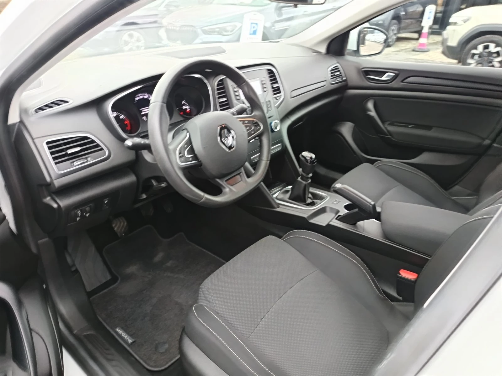 Renault Megane SEDANE 1.3TCe 140.. | Mobile.bg   11