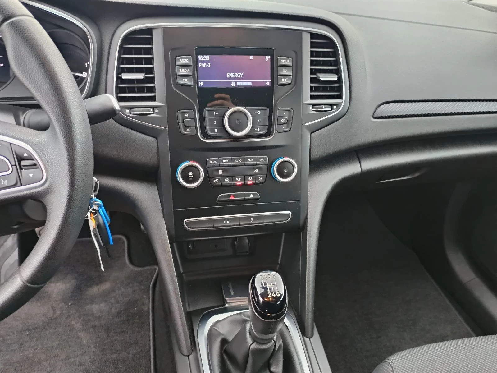 Renault Megane SEDANE 1.3TCe 140.. | Mobile.bg   10