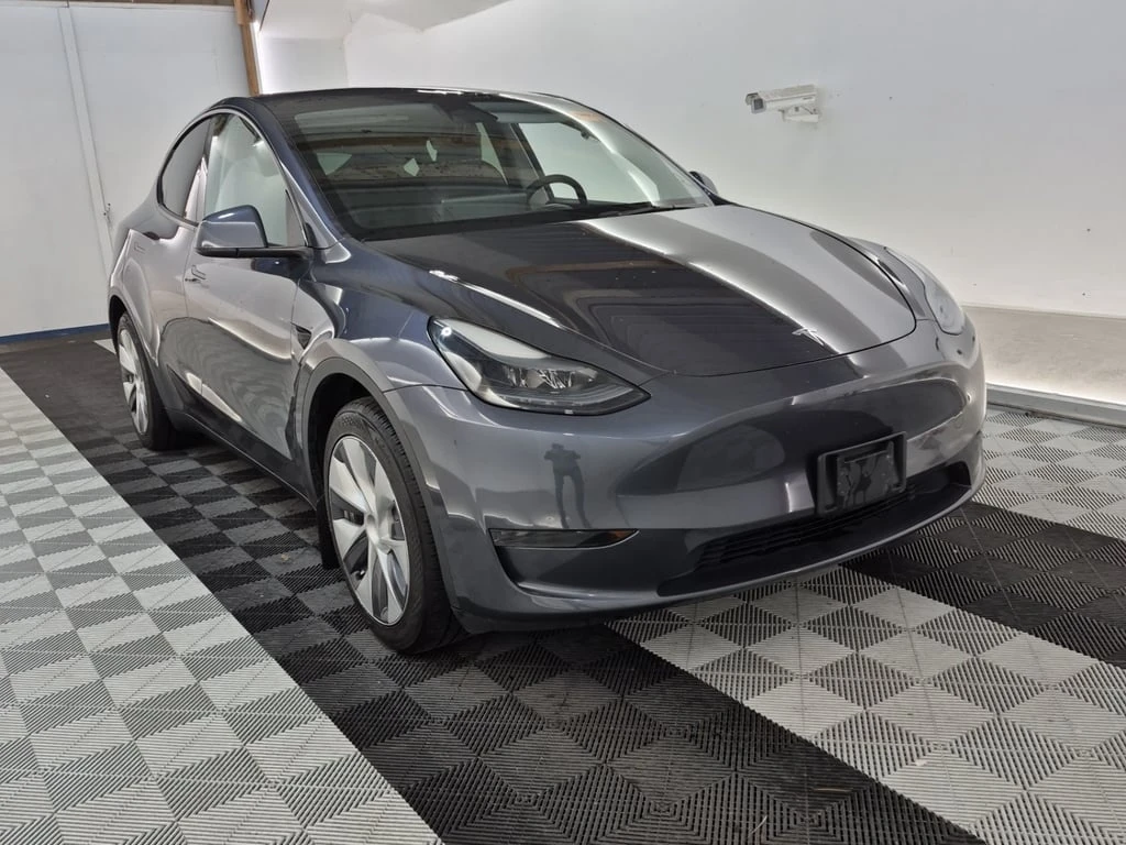 Tesla Model Y * RWD * CARFAX * БЕЗ ПЪРВОНАЧАЛНА ВНОСКА - изображение 2