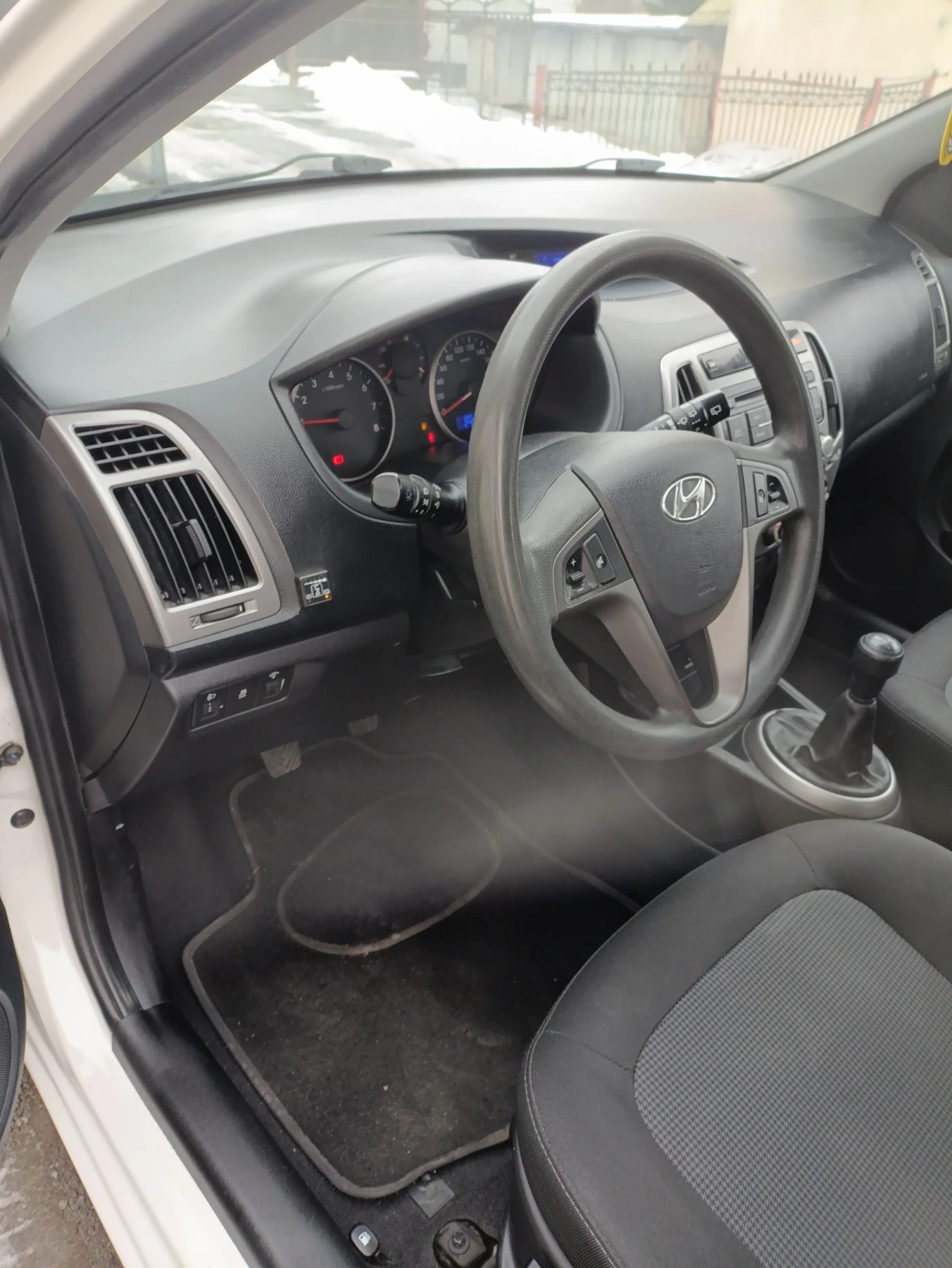 Hyundai I20 1.2ie gas | Mobile.bg � ����������� 12