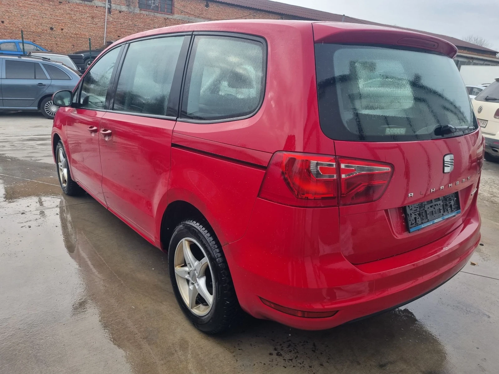 Seat Alhambra 2.0tdi 6sk - изображение 2