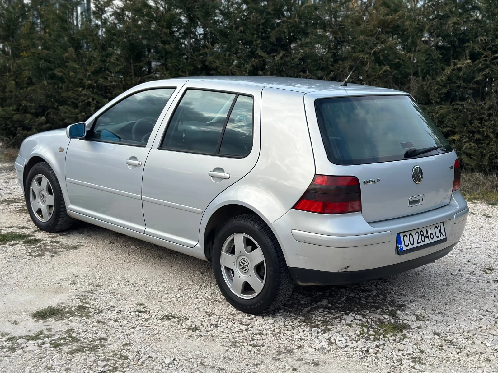 VW Golf 1.9TDI, снимка 4 - Автомобили и джипове - 53891895