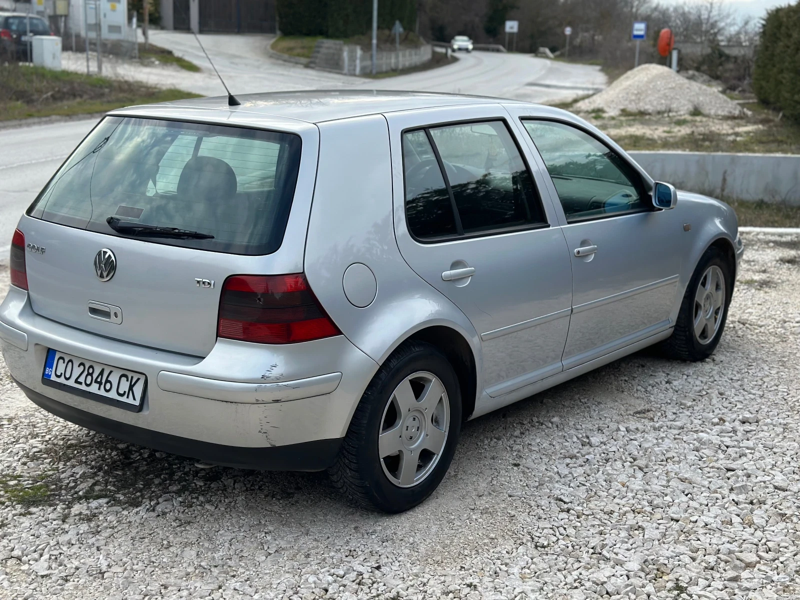 VW Golf 1.9TDI, снимка 3 - Автомобили и джипове - 53891895