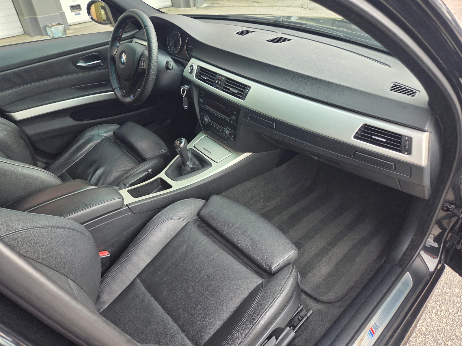 BMW 320 d (163 Hp) M-Sport, снимка 14 - Автомобили и джипове - 54077435