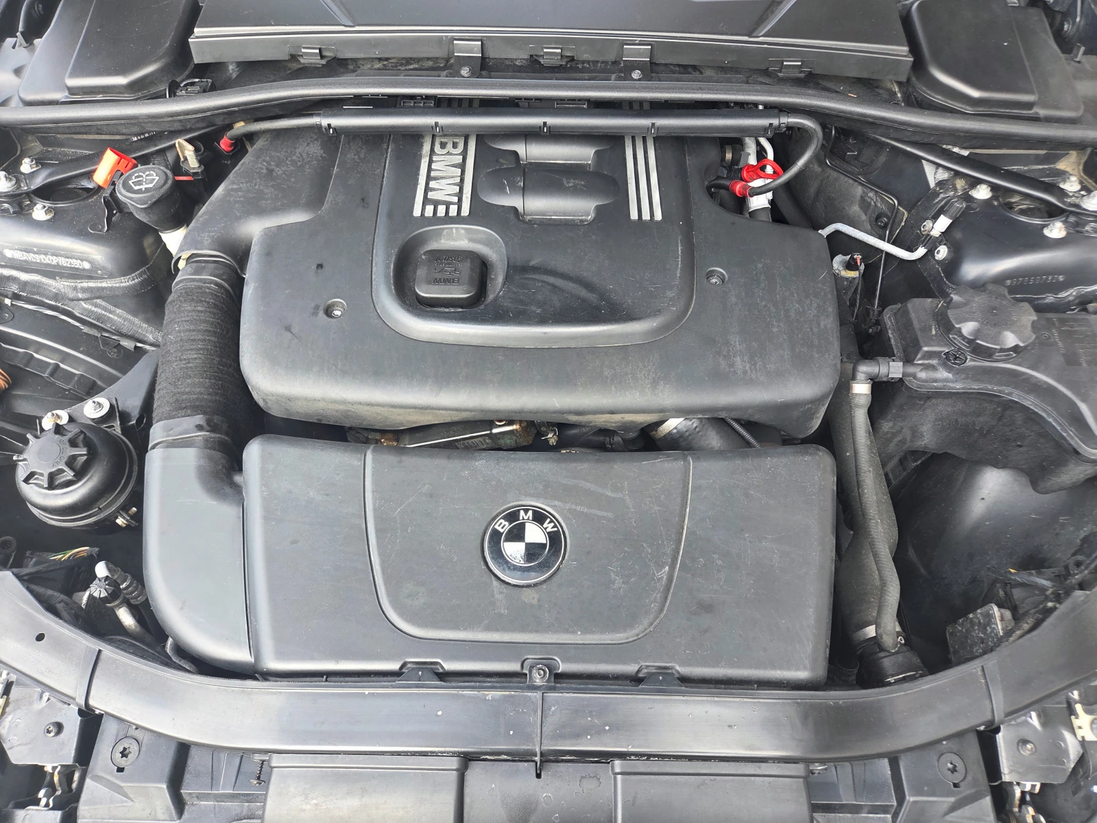 BMW 320 d (163 Hp) M-Sport, снимка 17 - Автомобили и джипове - 54077435