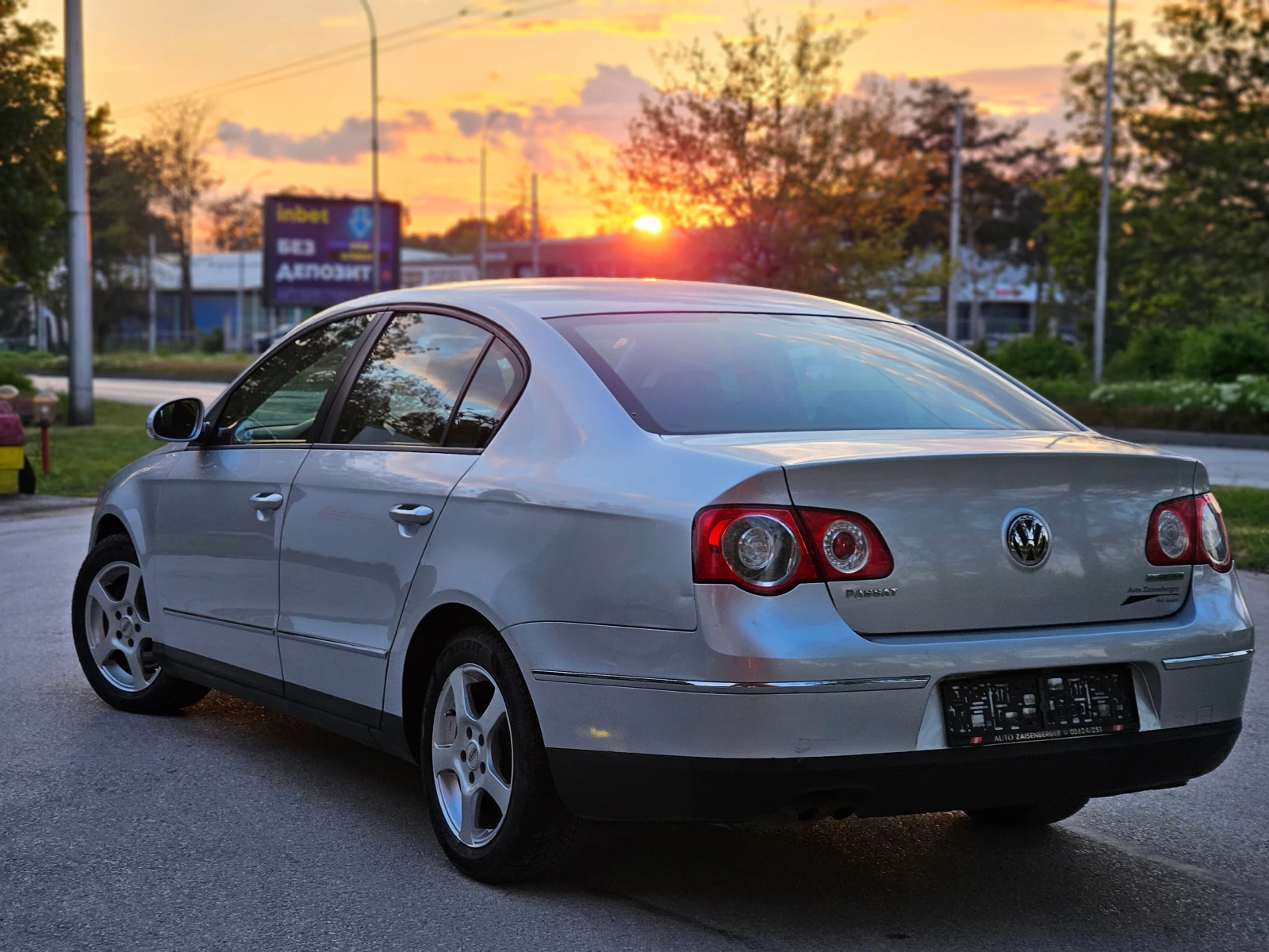 VW Passat 1.9, 105к.с., Перфектен!, снимка 7 - Автомобили и джипове - 54389600