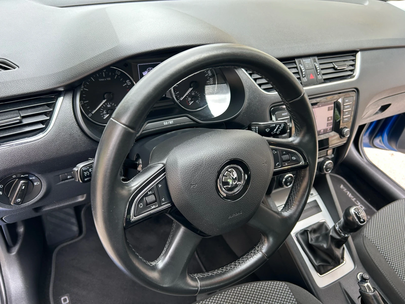 Skoda Octavia 1.2TSI 105k.c. НАВИГАЦИЯ, снимка 14 - Автомобили и джипове - 54653624