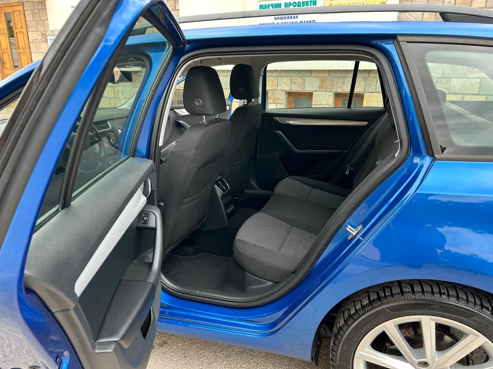 Skoda Octavia 1.2TSI 105k.c. НАВИГАЦИЯ, снимка 11 - Автомобили и джипове - 54653624