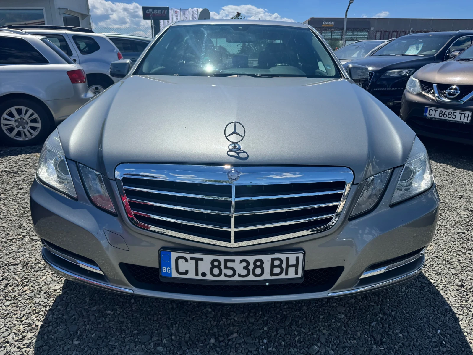 Mercedes-Benz E 220 2.2CDI, снимка 2 - Автомобили и джипове - 54762564