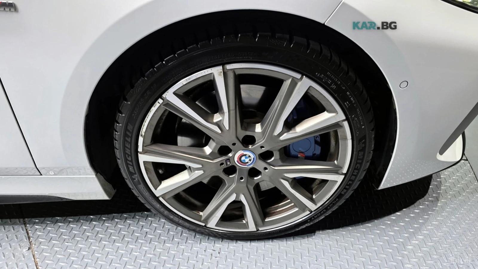 BMW M135 XDRIVE* M* SPORT* HEADUP* ПАНО* КАМЕРА* , снимка 16 - Автомобили и джипове - 54850634