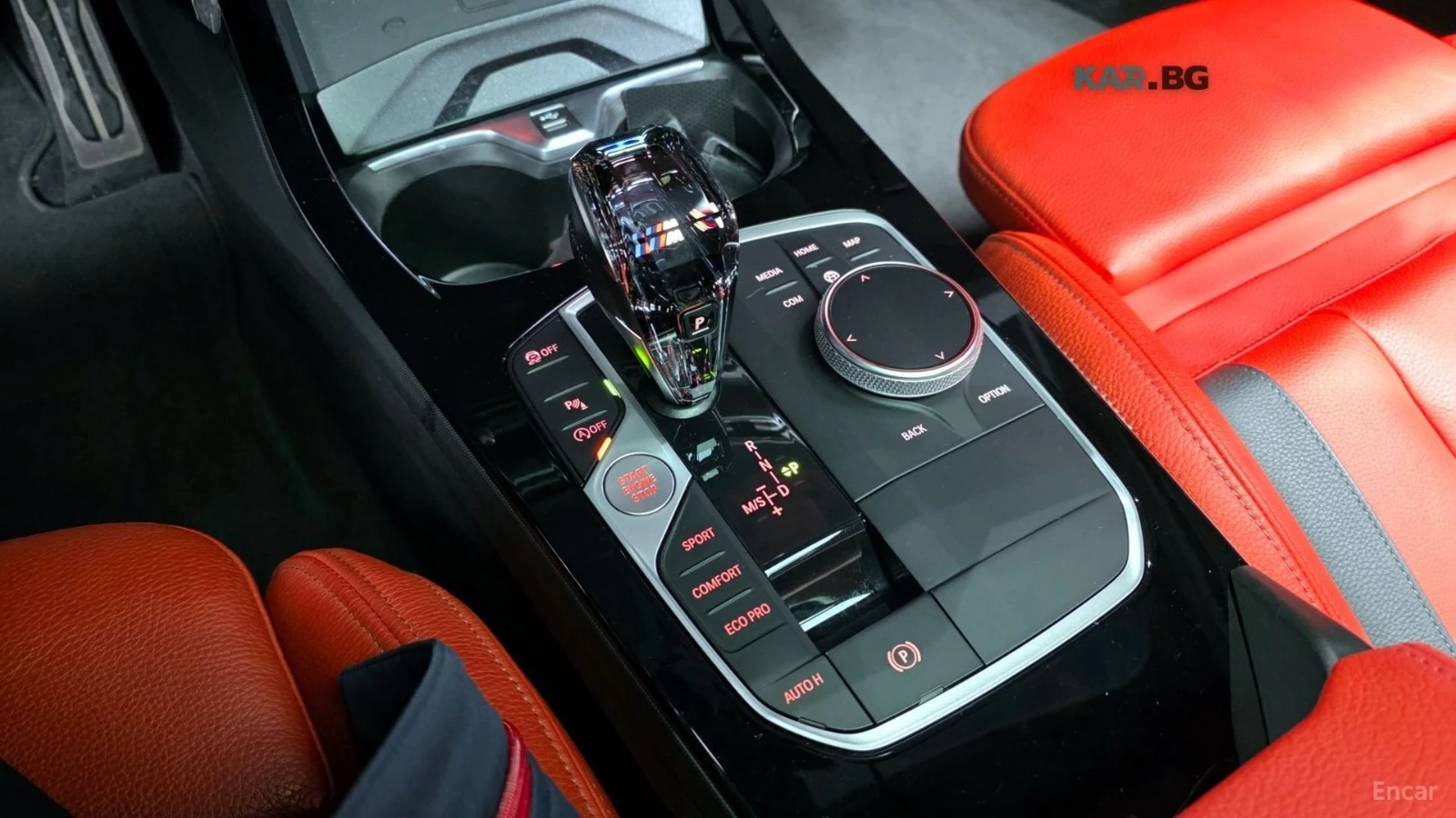 BMW M135 XDRIVE* M* SPORT* HEADUP* ПАНО* КАМЕРА* , снимка 11 - Автомобили и джипове - 54850634