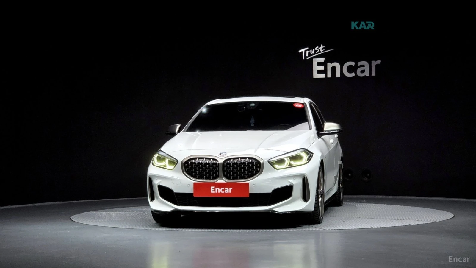 BMW M135 XDRIVE* M* SPORT* HEADUP* ПАНО* КАМЕРА* , снимка 2 - Автомобили и джипове - 54850634