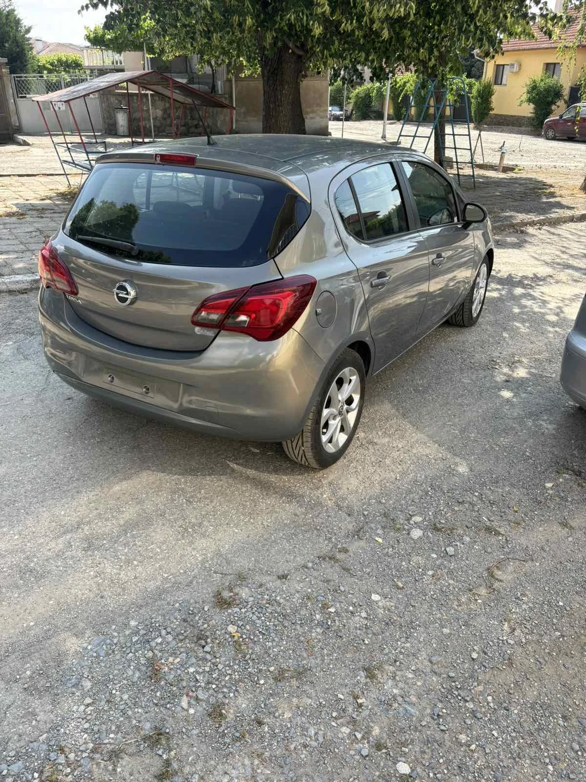 Opel Corsa 1.4 Benzin, снимка 5 - Автомобили и джипове - 55191496