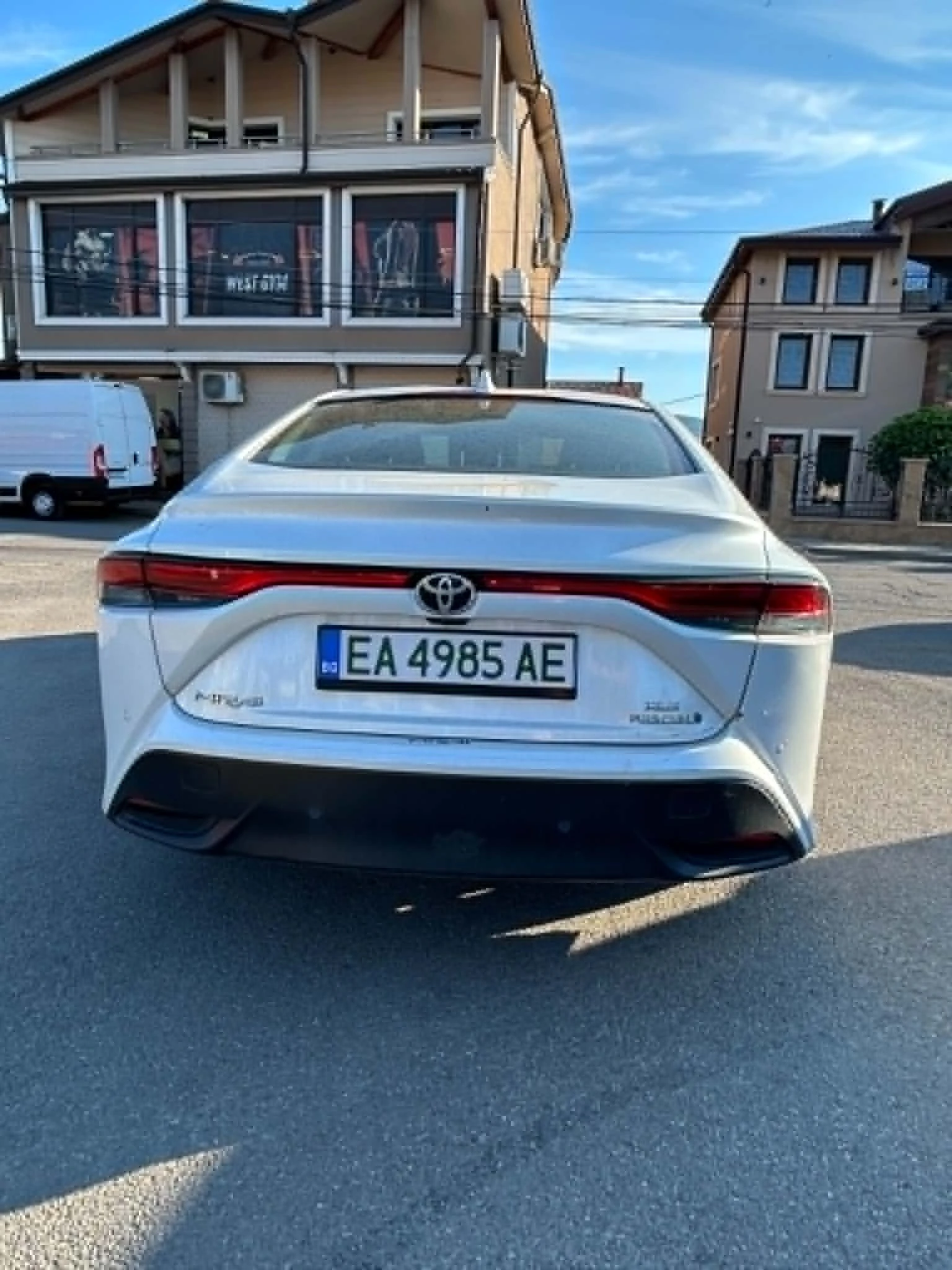 Toyota Mirai, снимка 4 - Автомобили и джипове - 55192048