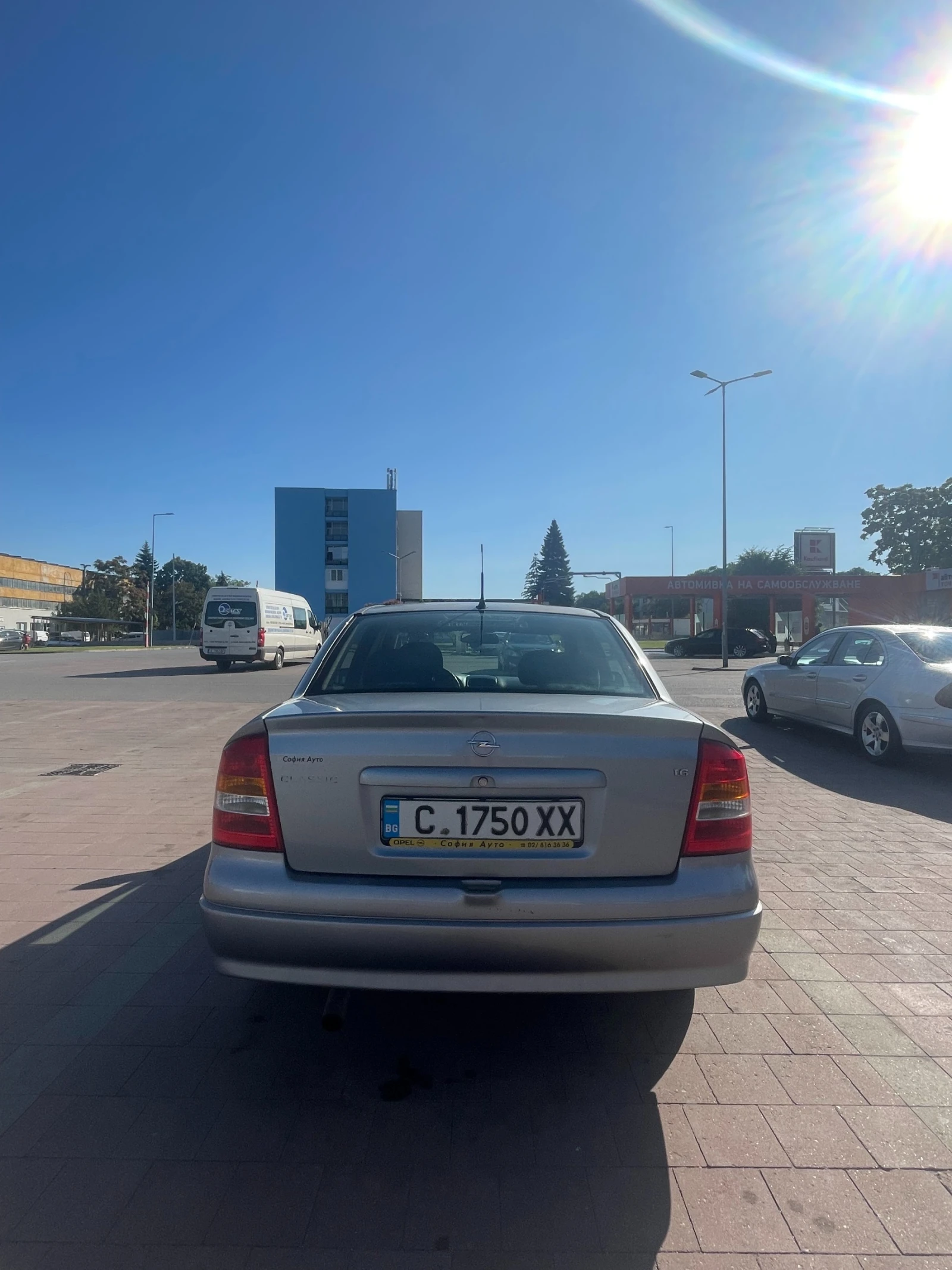 Opel Astra, снимка 4 - Автомобили и джипове - 55420112