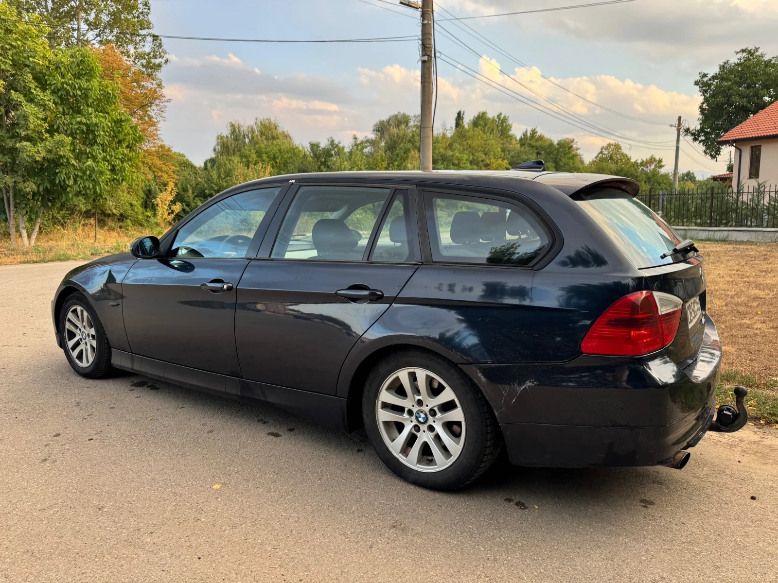 BMW 320, снимка 7 - Автомобили и джипове - 55826252