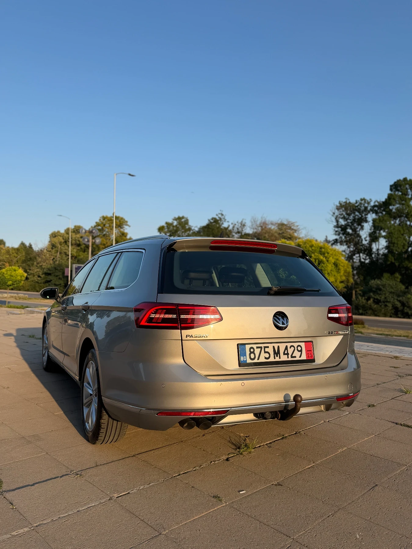 VW Passat 2.0tdi 190 Digital Keyless Camera Вс подгреви, снимка 6 - Автомобили и джипове - 55949535