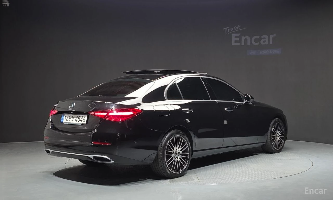 Mercedes-Benz C 200 BURMESTER* ДИСТРОНИК* LANE* ASSIST* КАМЕРА* , снимка 2 - Автомобили и джипове - 55970989
