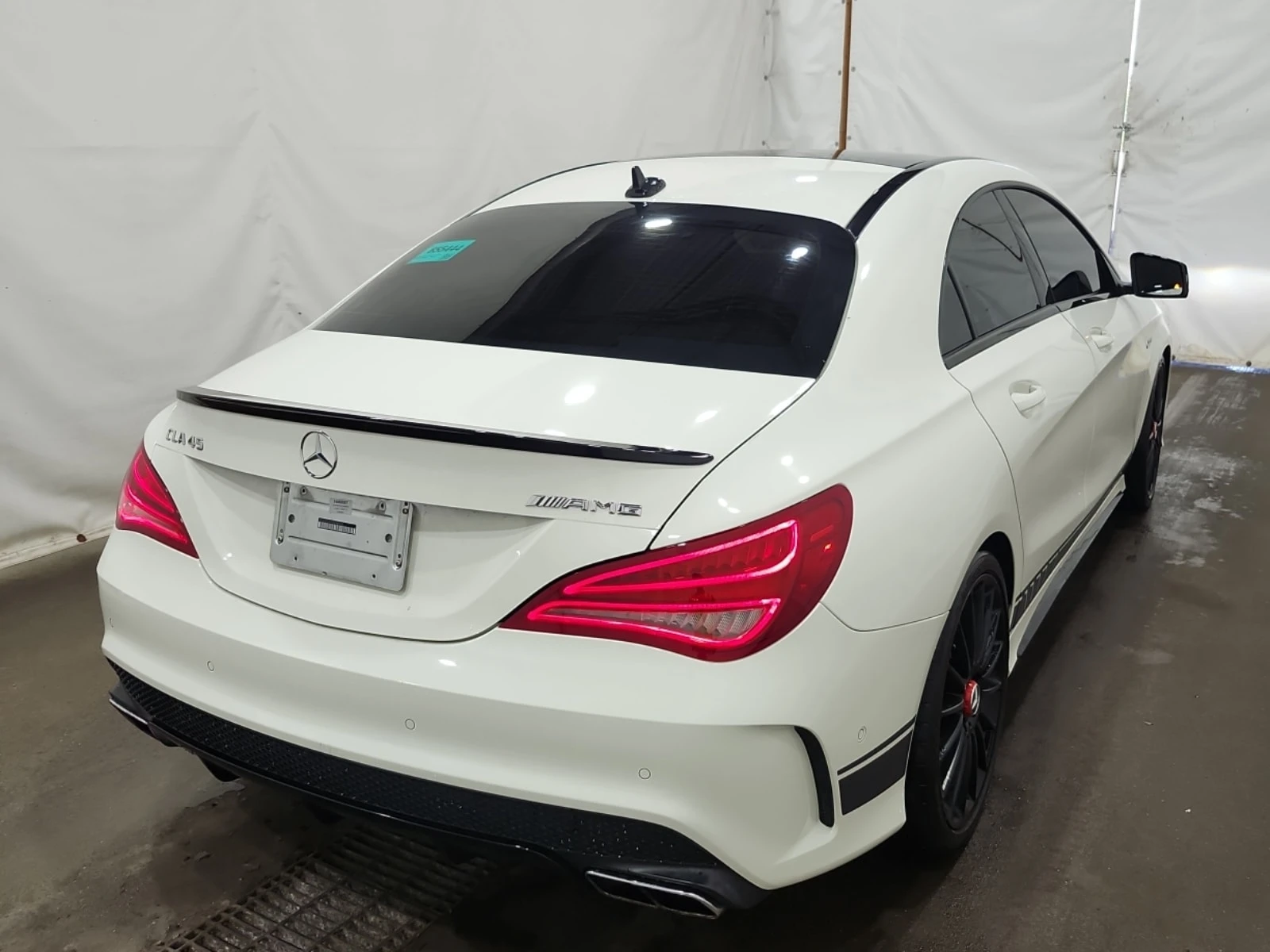 Mercedes-Benz CLA 45 AMG * CARFAX* AMG PERFORMANCE SEATS* NIGHT PACKAGE, снимка 3 - Автомобили и джипове - 55995077