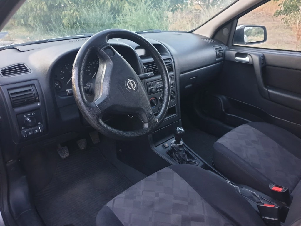 Opel Astra Капарирана, снимка 7 - Автомобили и джипове - 56137641