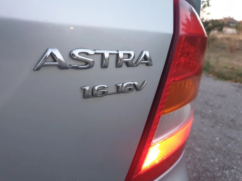 Opel Astra Капарирана, снимка 13 - Автомобили и джипове - 56137641