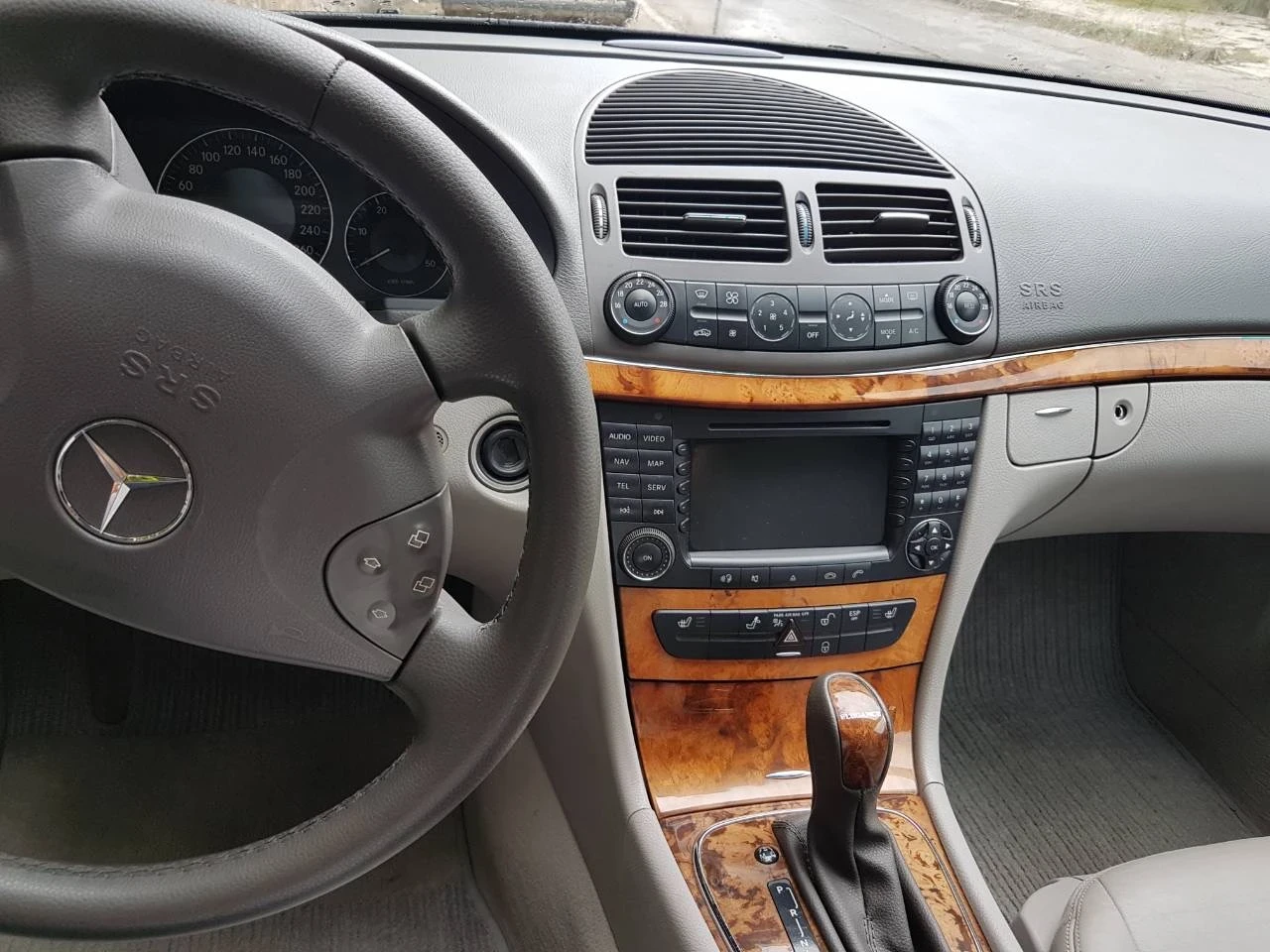 Mercedes-Benz E 320 CDI 224 �.� - ������ | Mobile.bg � ����������� 10