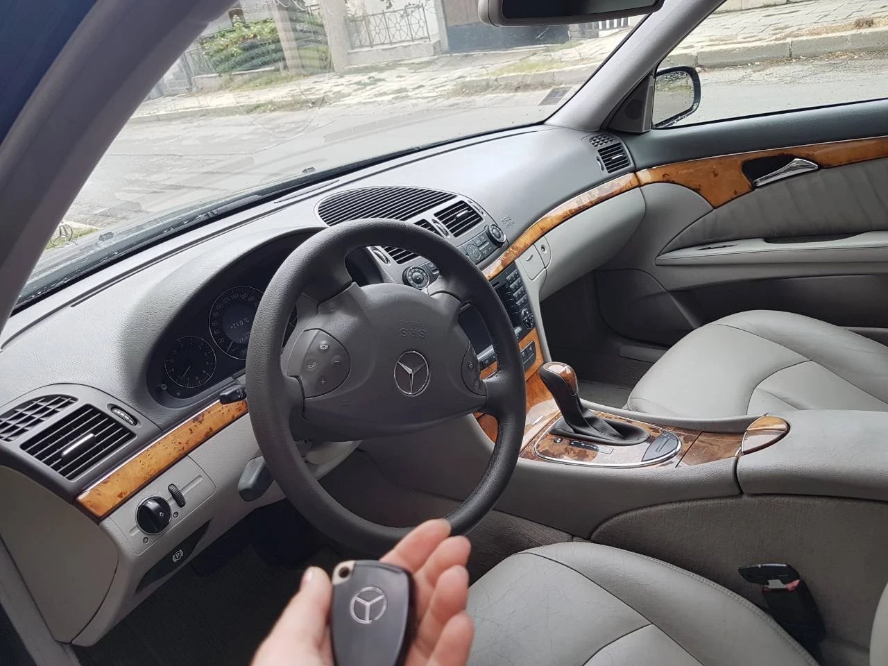 Mercedes-Benz E 320 CDI 224 �.� - ������ | Mobile.bg � ����������� 12