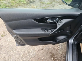 Nissan Qashqai 1.6 ПЕРФЕКТЕН Keyless ПАНОРАМА КАМЕРА 360 КОЖА ПОД, снимка 9