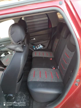 Dacia Duster Газ 101, снимка 11