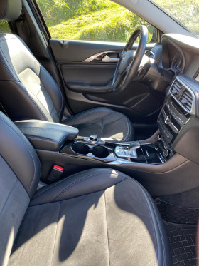 Infiniti Q30 Premium AWD DTC7, снимка 9 - Автомобили и джипове - 45368535