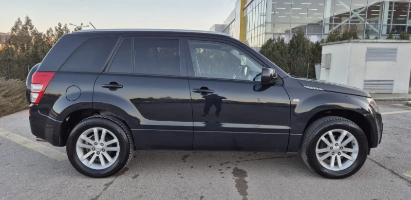 Suzuki Grand vitara 2.0, снимка 6 - Автомобили и джипове - 48858785