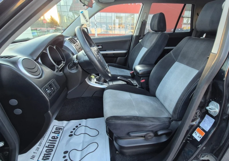 Suzuki Grand vitara 2.0, снимка 10 - Автомобили и джипове - 48858785