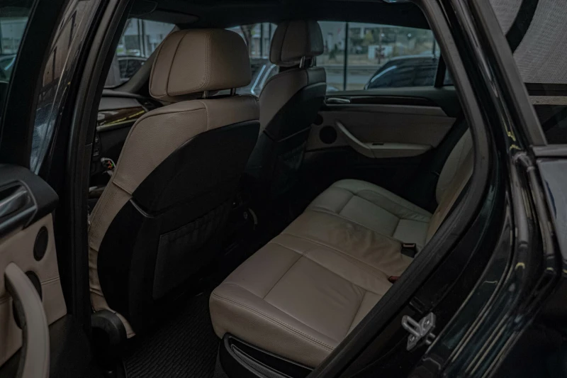BMW X6 M50d/Dynamic Seat/HuD/Android/Подгрев/Soft Close/, снимка 11 - Автомобили и джипове - 51937487