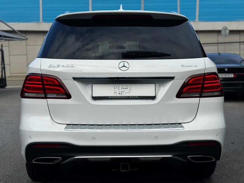 Mercedes-Benz GLE 400 4Matic AMG PANO Keyless 360 H/K AppleCarPlay, снимка 4 - Автомобили и джипове - 52752195