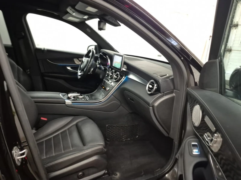 Mercedes-Benz GLC * AMG 43 * CARFAX * БЕЗ ПЪРВОНАЧАЛНА ВНОСКА, снимка 16 - Автомобили и джипове - 52855929