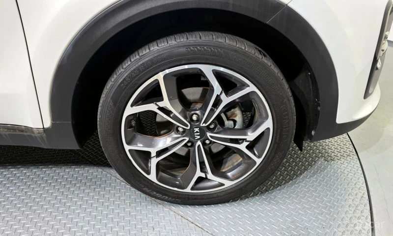 Kia Sportage, снимка 5 - Автомобили и джипове - 52964536