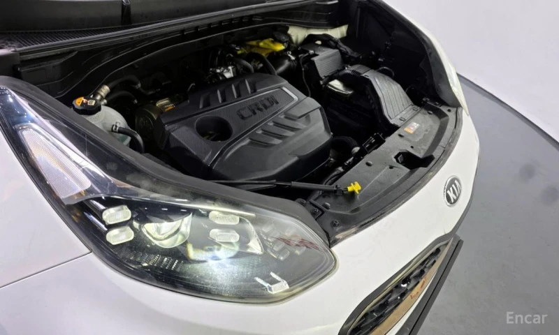 Kia Sportage, снимка 6 - Автомобили и джипове - 52964536