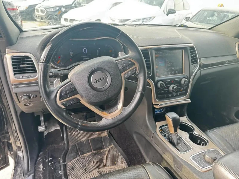 Jeep Grand cherokee * OVERLAND* DISTRONIC* Обдух* , снимка 10 - Автомобили и джипове - 53592830