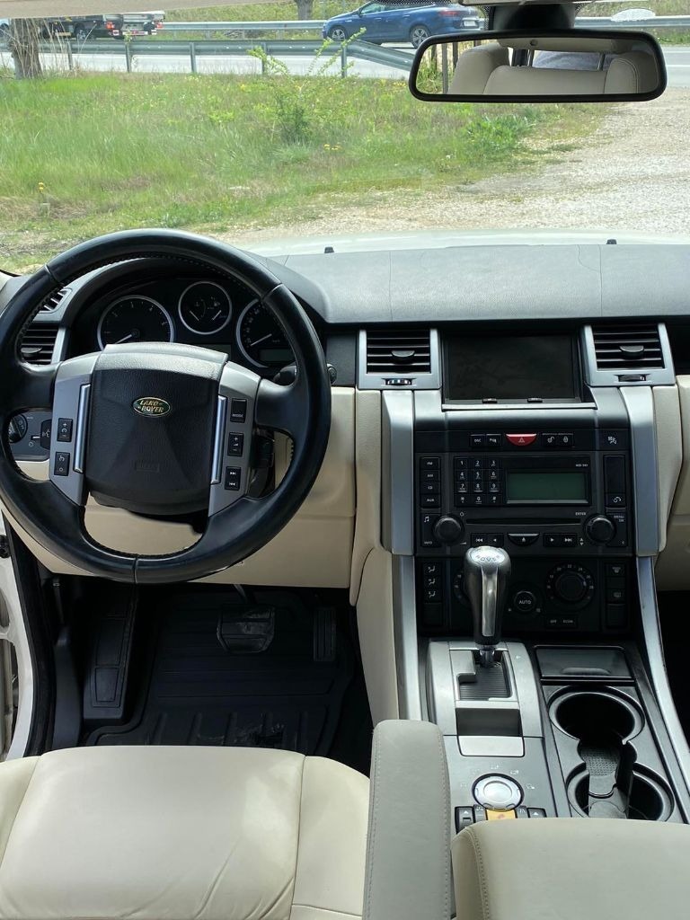 Land Rover Range Rover Sport 2,7-190 PS , снимка 15 - Автомобили и джипове - 40424395